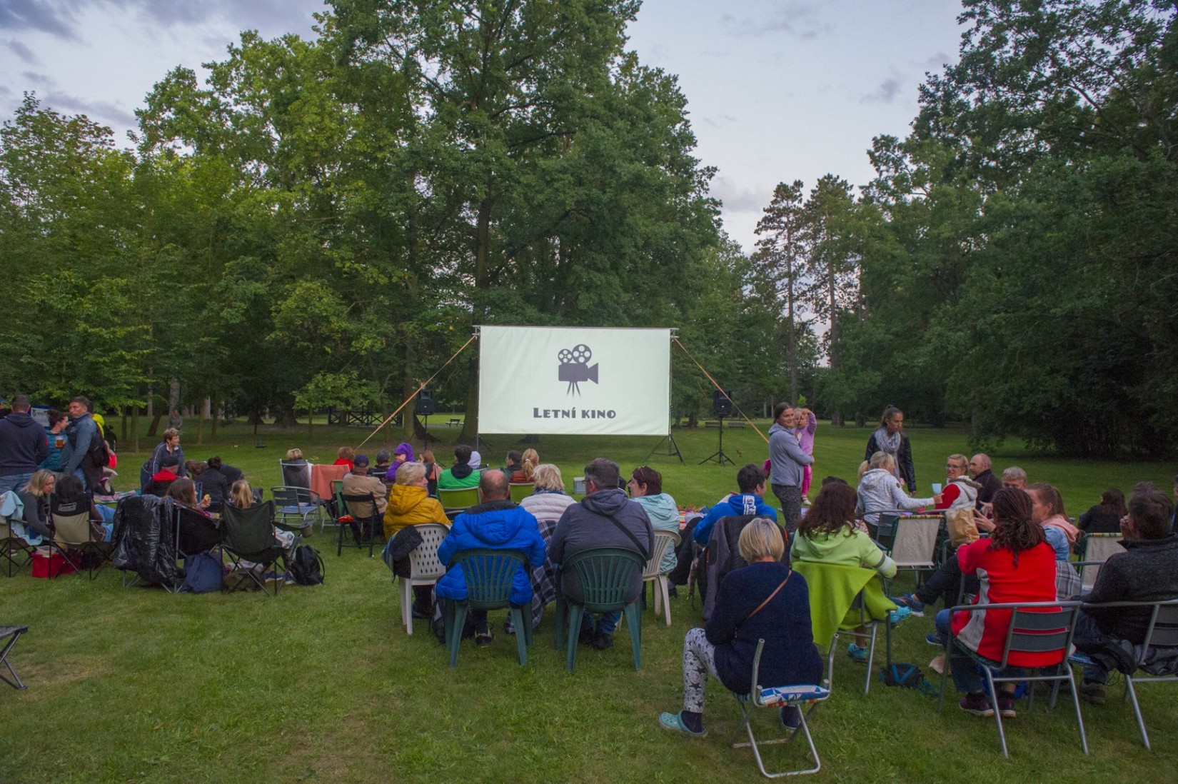 Letni Kino Zamecky Park Oficialni Web Mestske Casti Praha