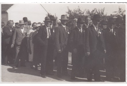 Fotografie - škola v Kunraticích