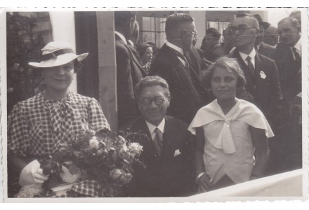 Fotografie - škola v Kunraticích