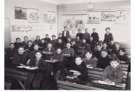 Fotografie - škola v Kunraticích