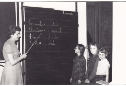 Fotografie - škola v Kunraticích