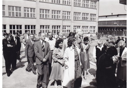 Fotografie - škola v Kunraticích
