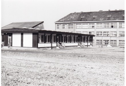 Fotografie - škola v Kunraticích