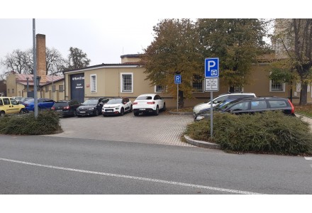 Parkoviště 3h na náměstí prezidenta Masaryka