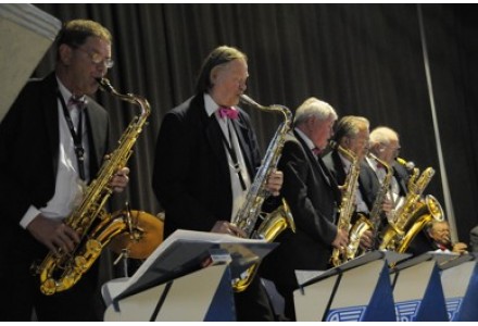 "Vzpomínka na Glenna Millera" v podání BIG BANDu