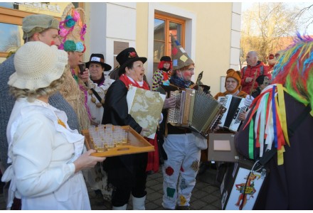11 masopustní průvod masek v sobotu 25.2.2017