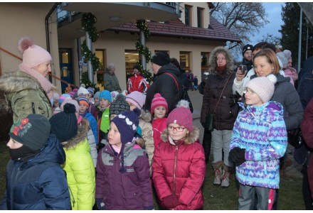 Rozsvícení vánočních stromů v neděli 3.12.2017 