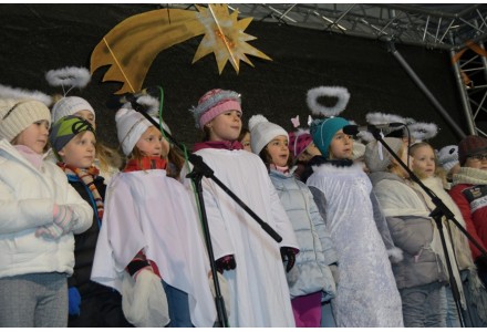 Rozsvícení vánočních stromů v neděli 3.12.2017 