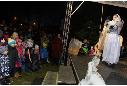 Rozsvícení vánočních stromů v neděli 3.12.2017 