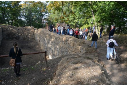 Nový hrad slavnostní otevření po sananci