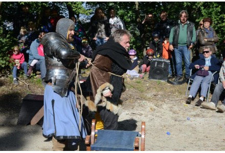 Nový hrad slavnostní otevření po sananci