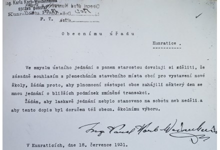 Fotografie - škola v Kunraticích