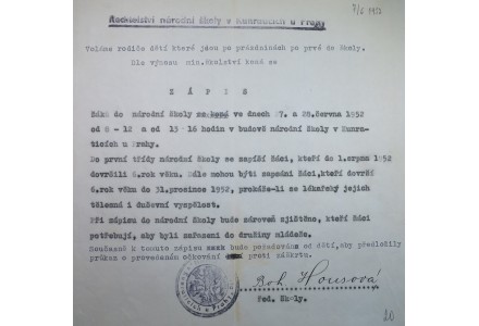 Fotografie - škola v Kunraticích